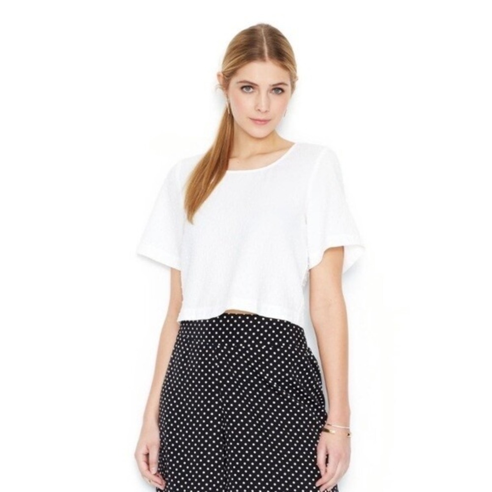 NWT Bar III White Textured Diamond Cropped Blouse